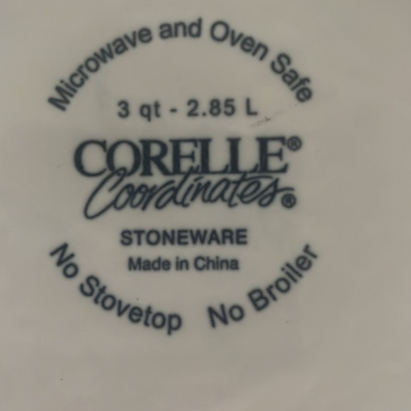 Corelle Coordinates Stoneware Large White Mixing Bowl 3 Qt. - 2.85 L - Picture 8 of 10